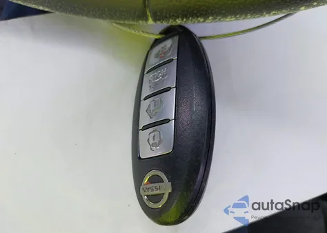 2016 Nissan Sentra Sr z USA, uszkodzony, nr VIN 3N1AB7AP2GY214543